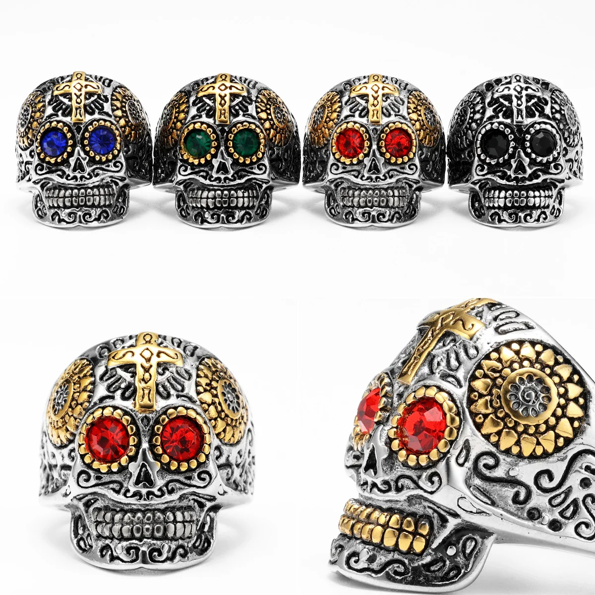 Bague Tête De Mort en acier inoxydable sur fond clair