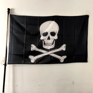 Drapeau pirate décoratif avec design tête de mort