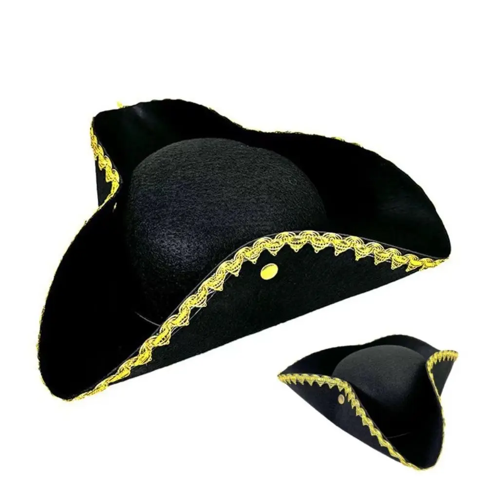 Tricorne de pirate noir moderne vu de face
